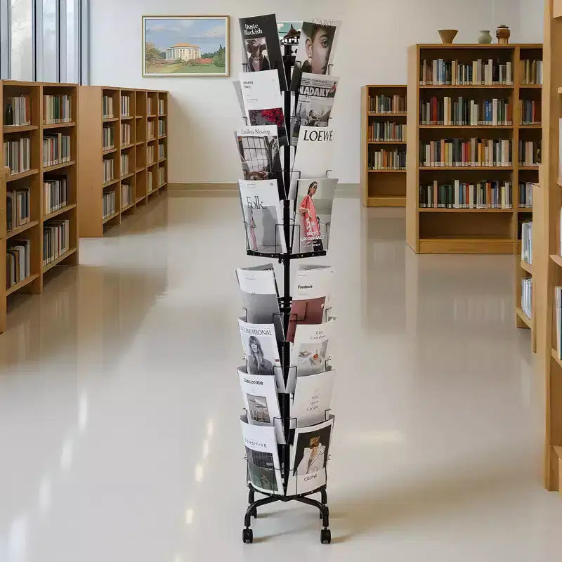 Espositore Girevole a 32 Tasche per Cartoline e Brochure con Porta Insegna e 4 Ruote, Nero